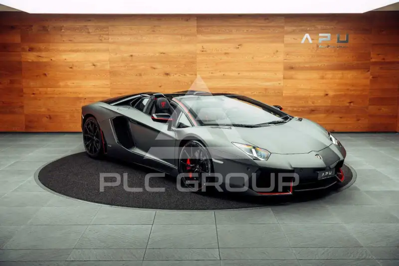 2016 Lamborghini Aventador