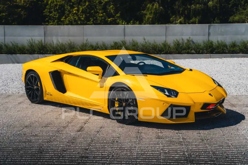2016 Lamborghini Aventador