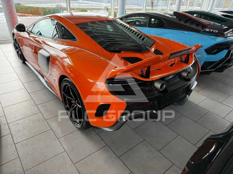 2016 McLaren 675LT