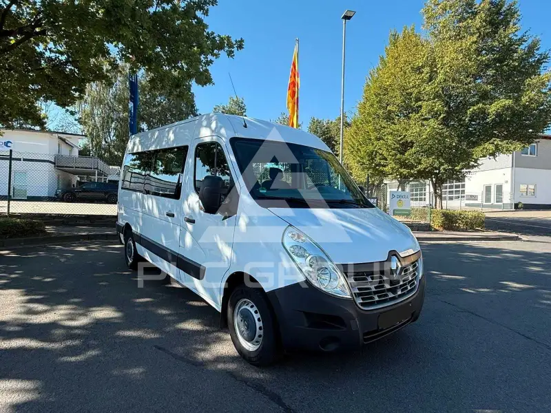 2016 Renault Master