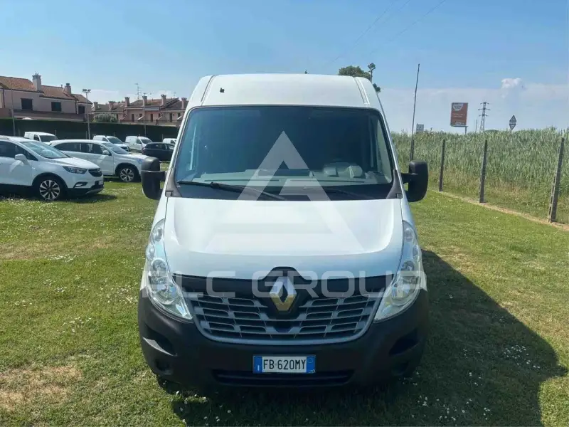 2016 Renault Master