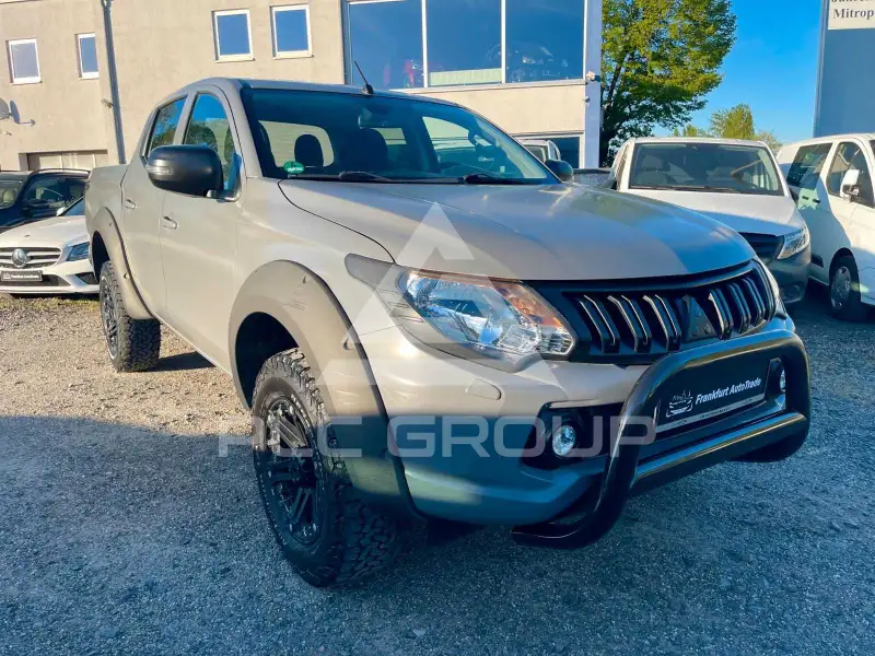 2017 Mitsubishi L200