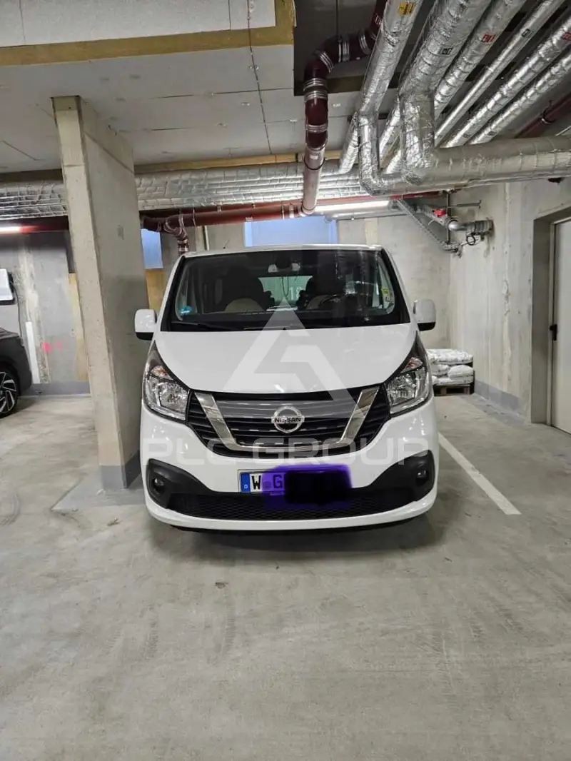 2017 Nissan NV 300
