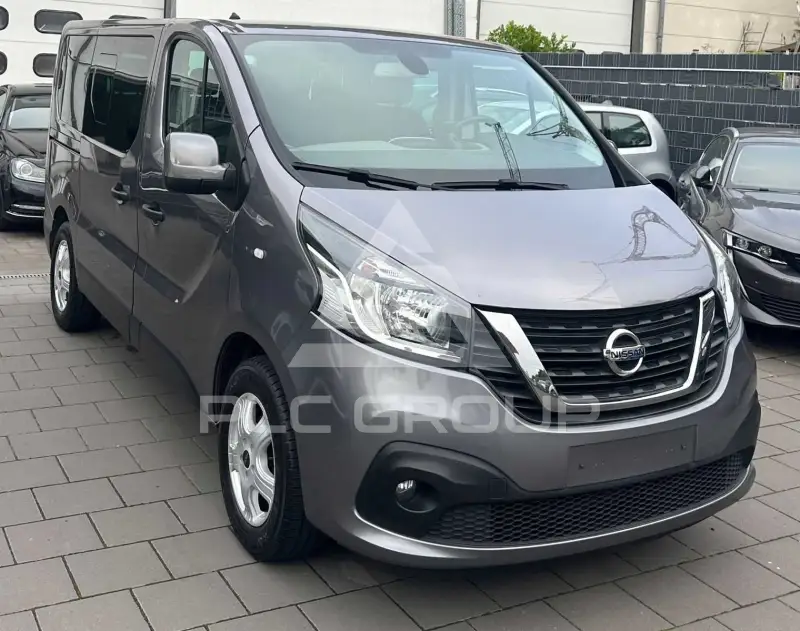 2017 Nissan NV 300