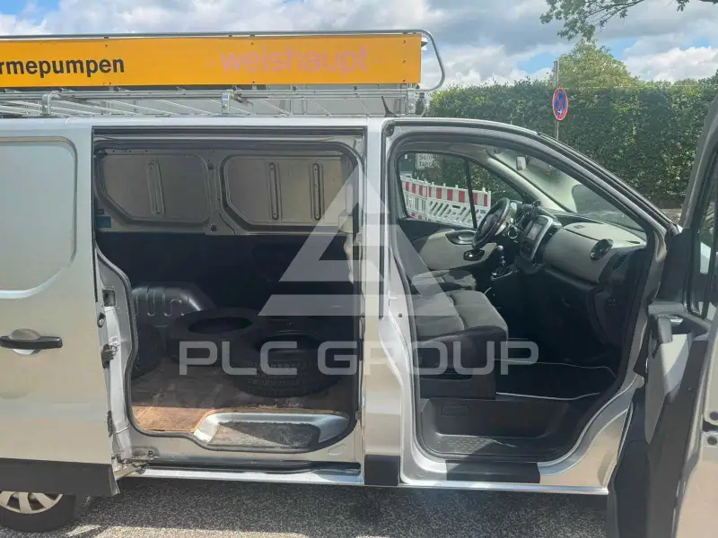 2017 Nissan NV 300