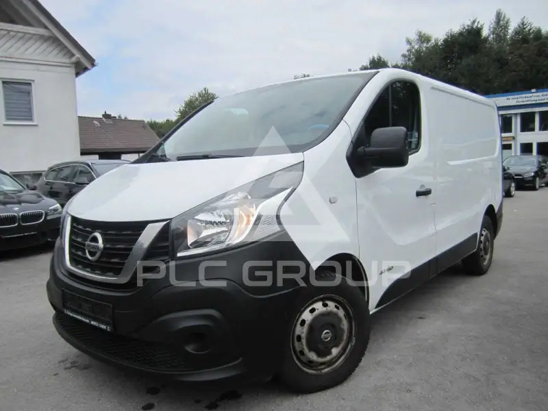 2017 Nissan NV 300