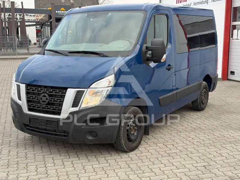 2017 Nissan NV 400