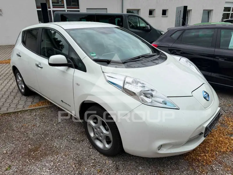 2017 Nissan LEAF