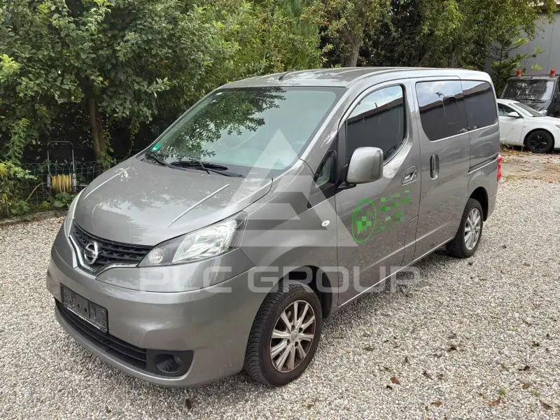 2017 Nissan NV 200