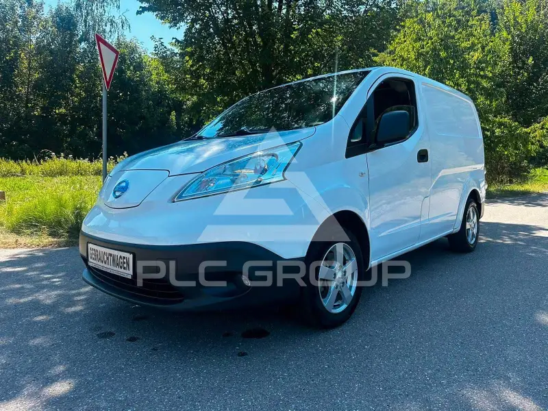 2017 Nissan NV 200