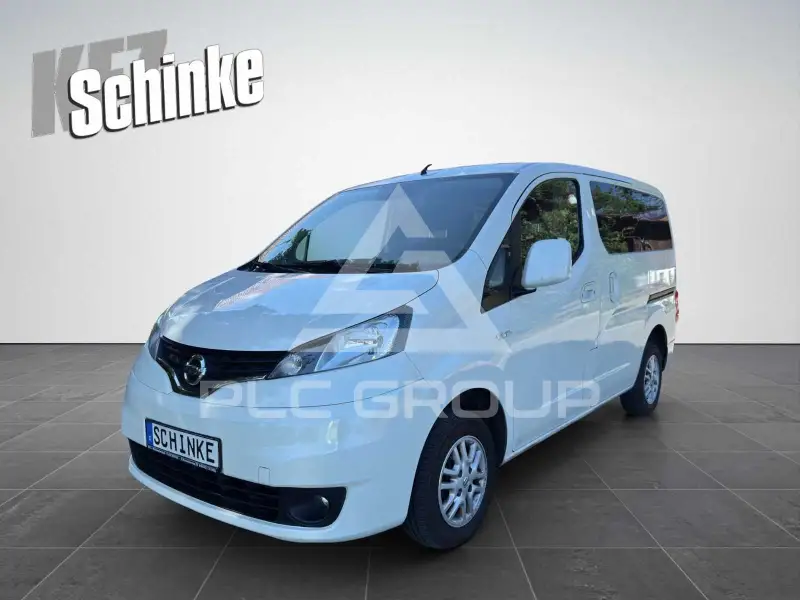 2017 Nissan NV 200