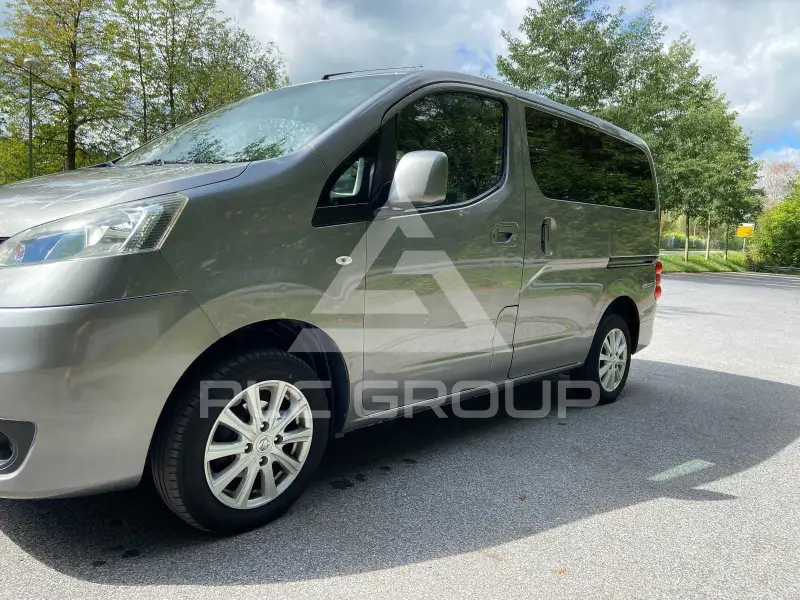 2017 Nissan NV 200