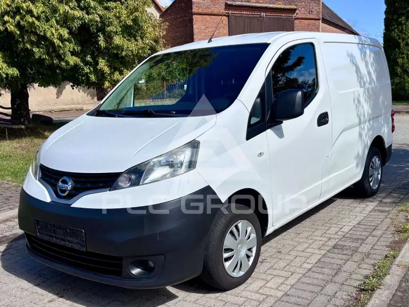 2017 Nissan NV 200