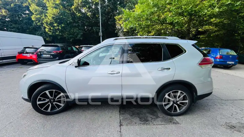 2017 Nissan X-TRAIL