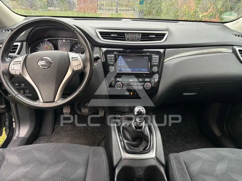 2017 Nissan X-TRAIL