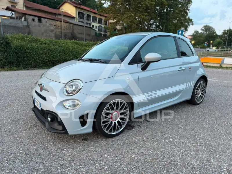 2017 Abarth 595