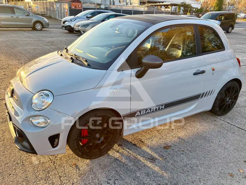 2017 Abarth 595C