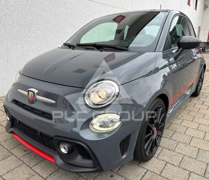 2017 Abarth 695