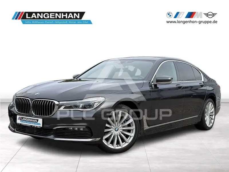 2017 BMW 740