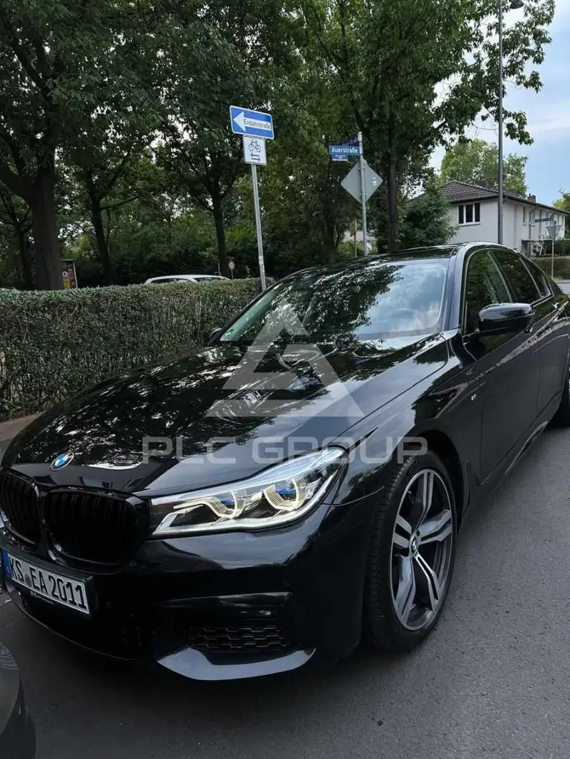 2017 BMW 740