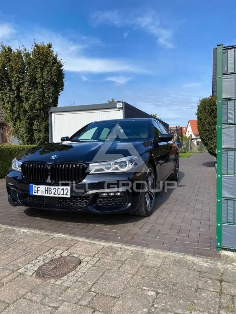 2017 BMW 740