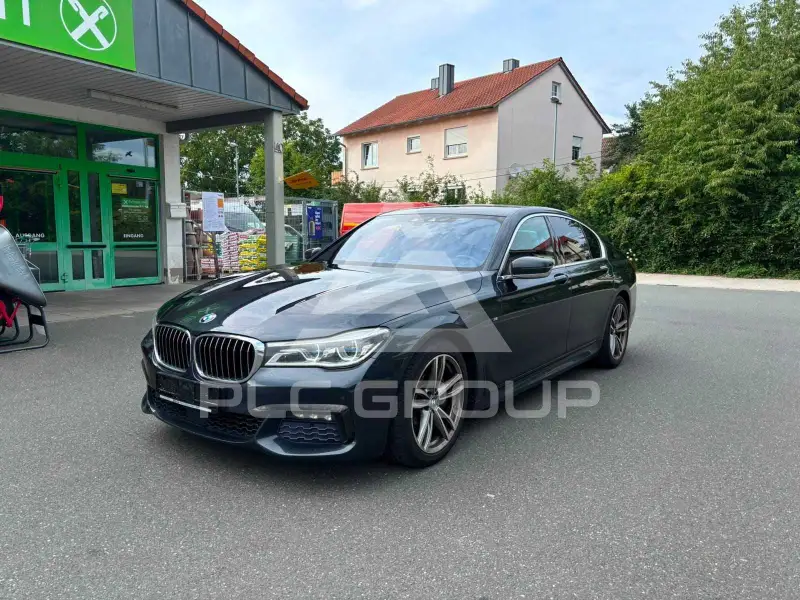 2017 BMW 740