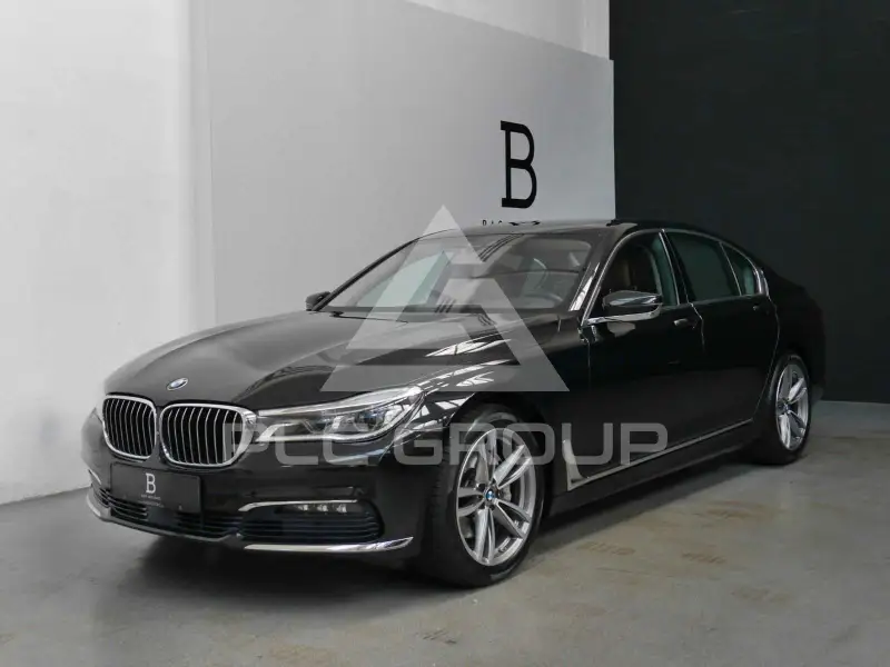2017 BMW 740