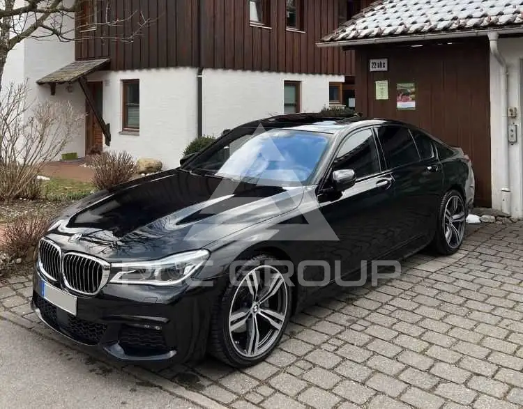 2017 BMW 740