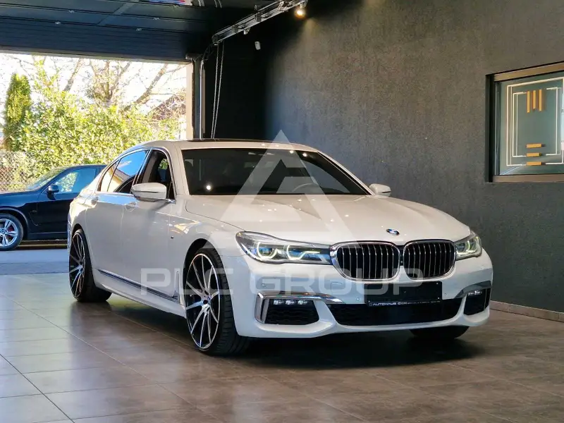 2017 BMW 750