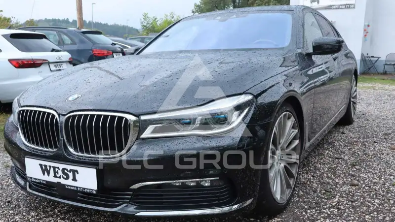 2017 BMW 750