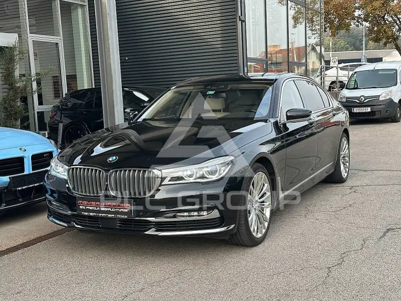 2017 BMW 750