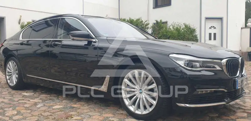 2017 BMW 750