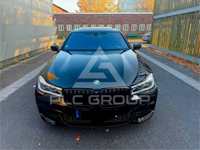 2017 BMW 750