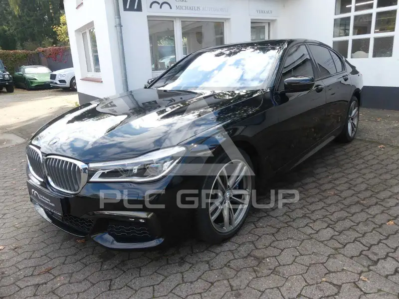 2017 BMW 750