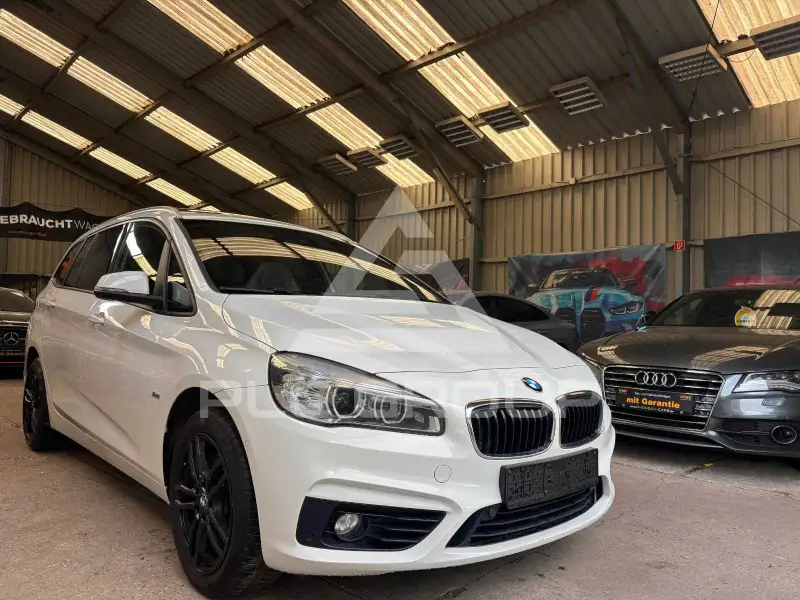 2017 BMW 220