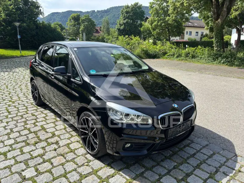 2017 BMW 225
