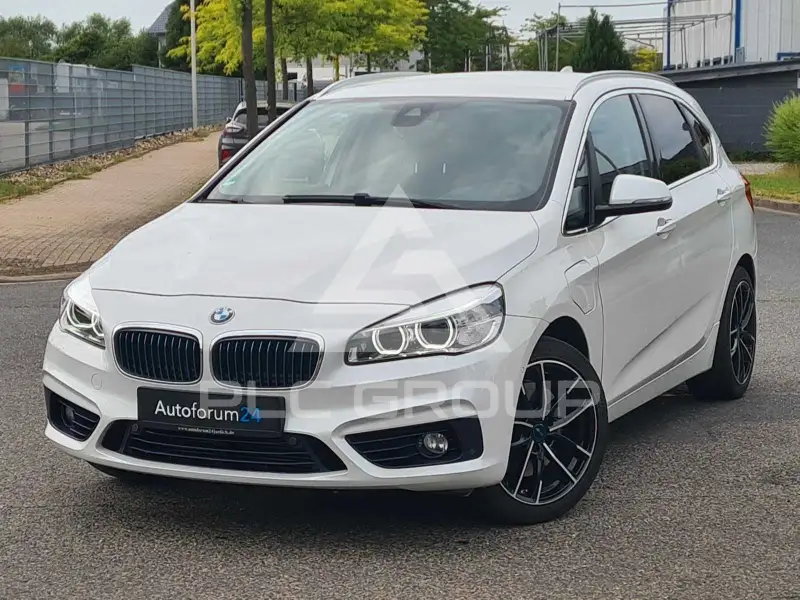 2017 BMW 225