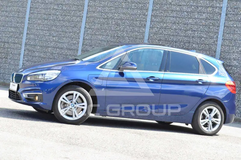 2017 BMW 225