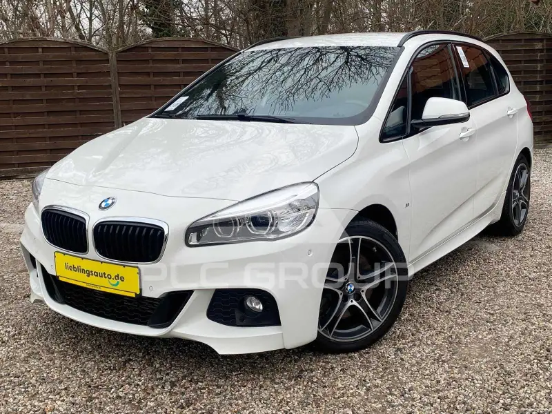 2017 BMW 225