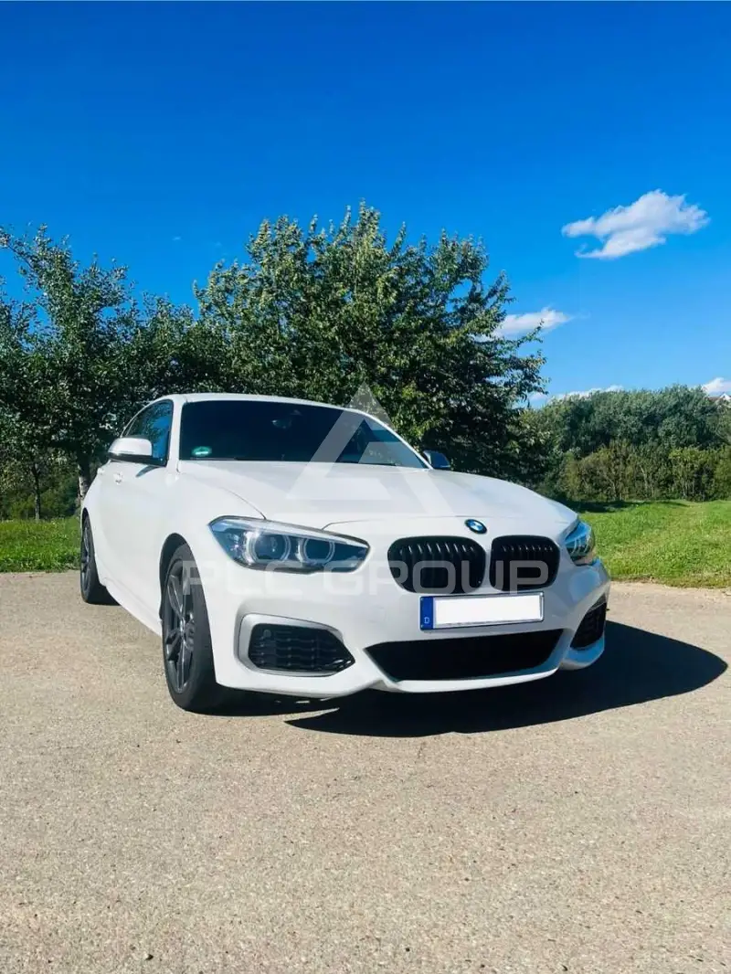 2017 BMW 140M