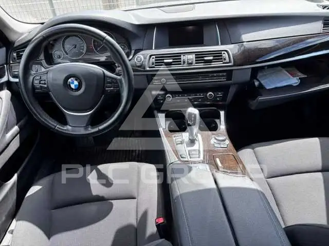 2017 BMW 525