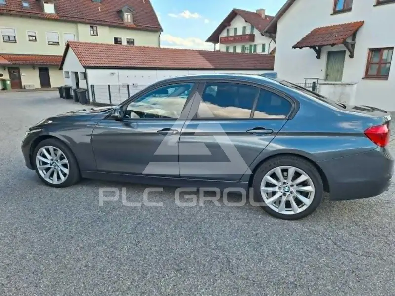 2017 BMW 320