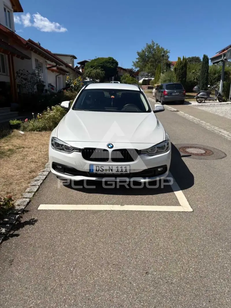 2017 BMW 320