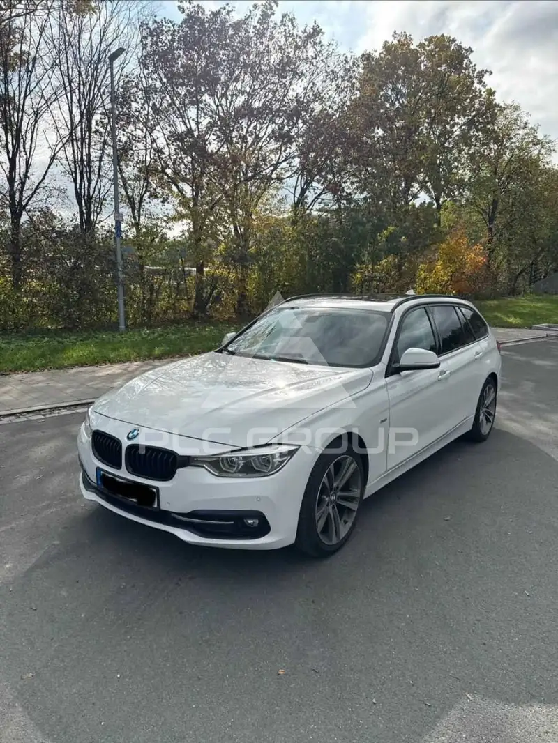 2017 BMW 320