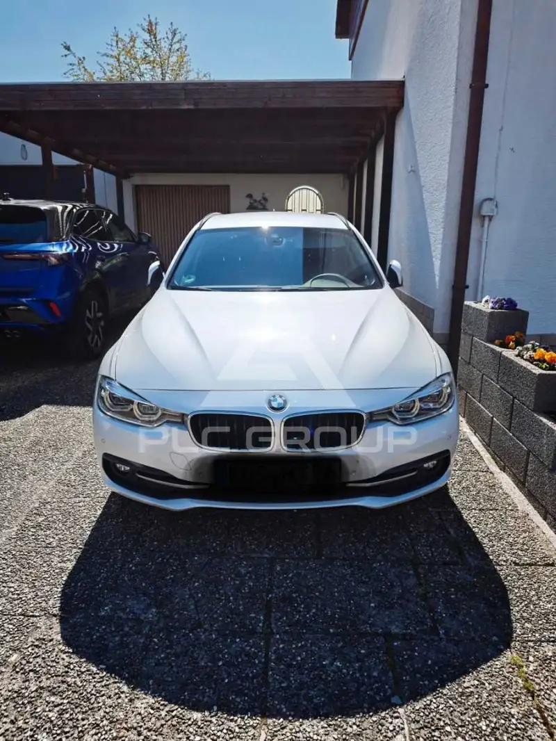 2017 BMW 320