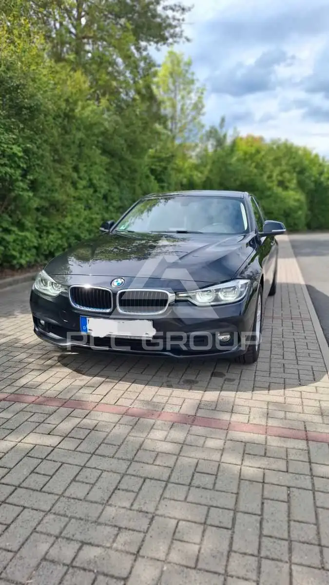 2017 BMW 320