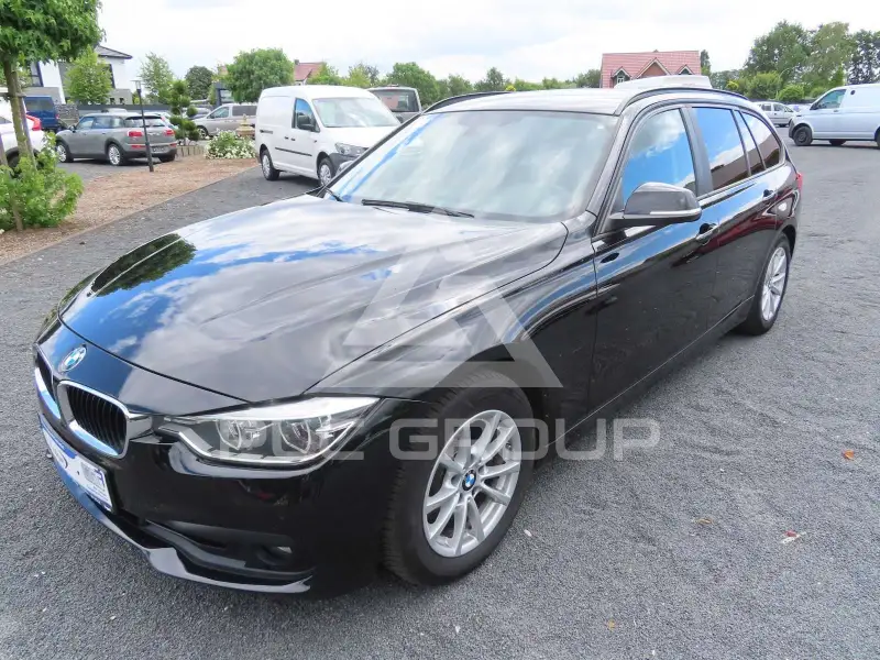 2017 BMW 320
