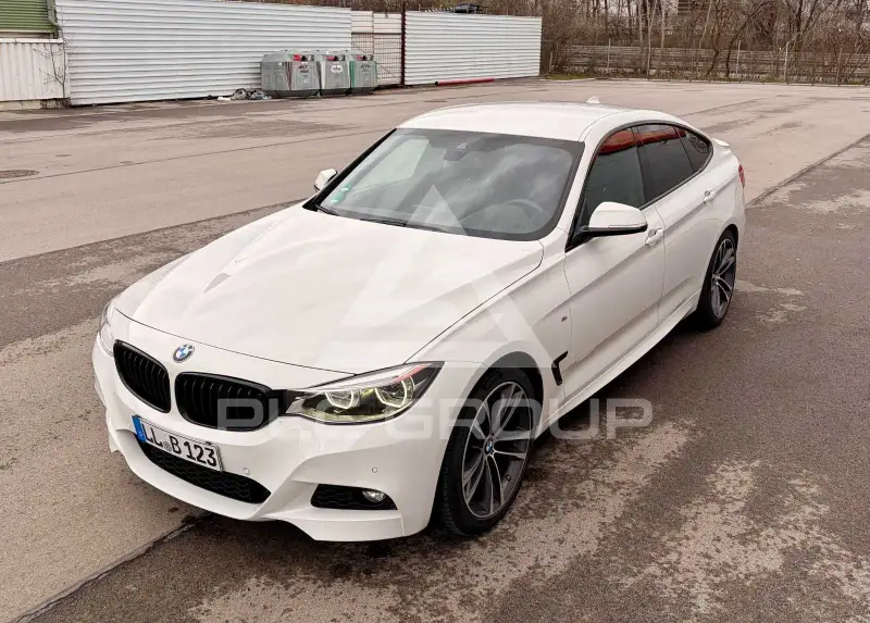 2017 BMW 320
