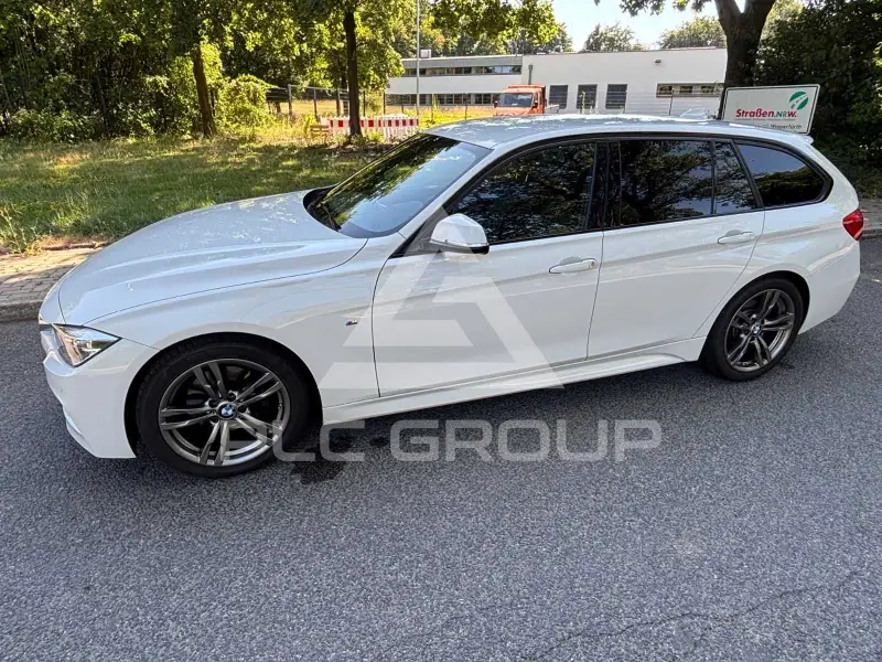 2017 BMW 320