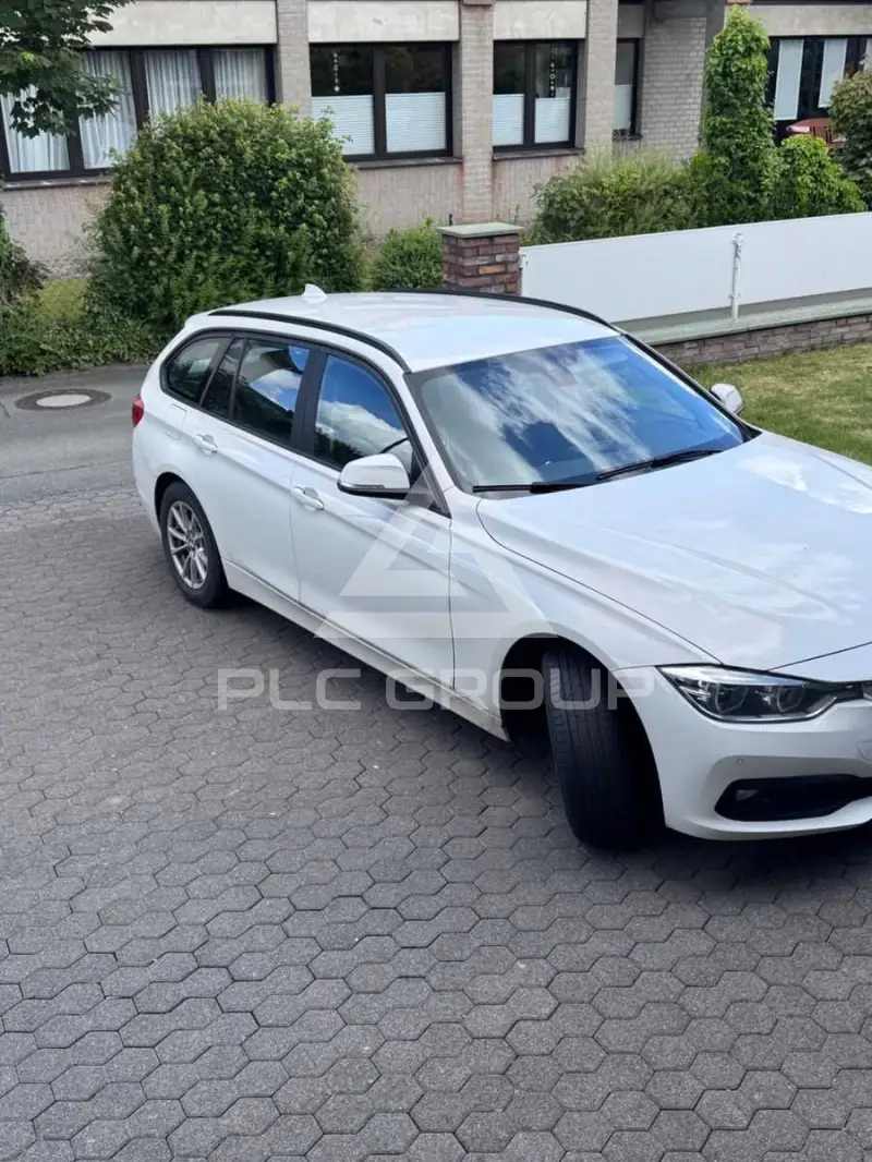 2017 BMW 320
